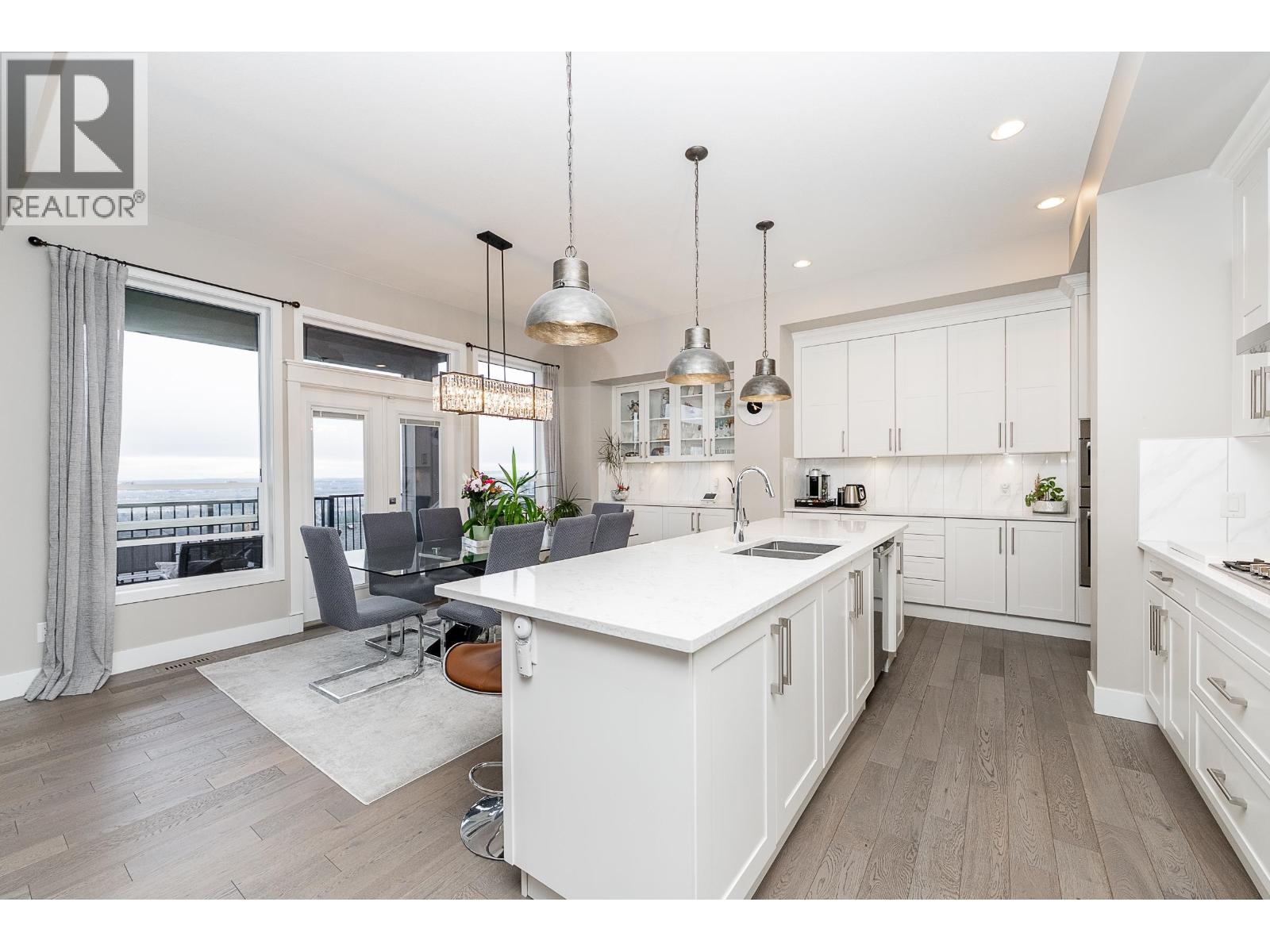 1419 Strawline Hill Street, Coquitlam, British Columbia  V3E 0L5 - Photo 6 - R3125531