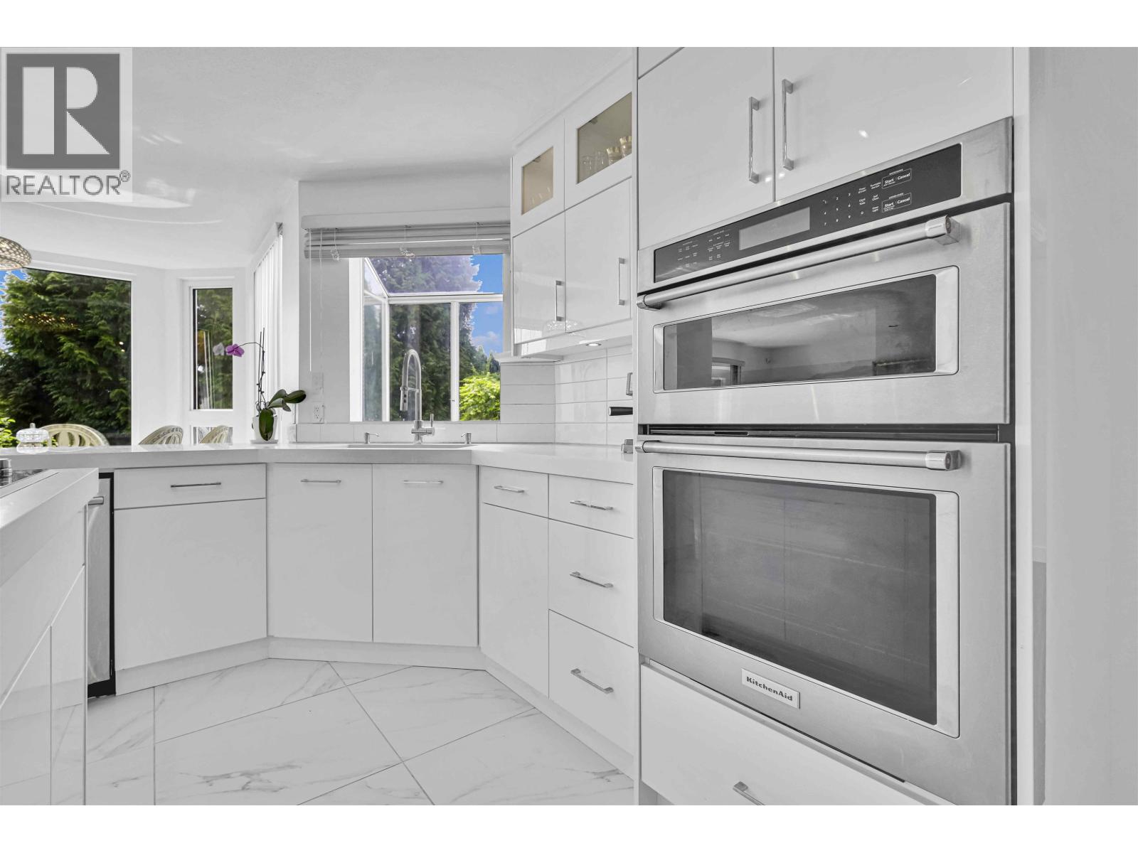1476 Lansdowne Drive Drive, Coquitlam, British Columbia  V3E 2S8 - Photo 16 - R3125549