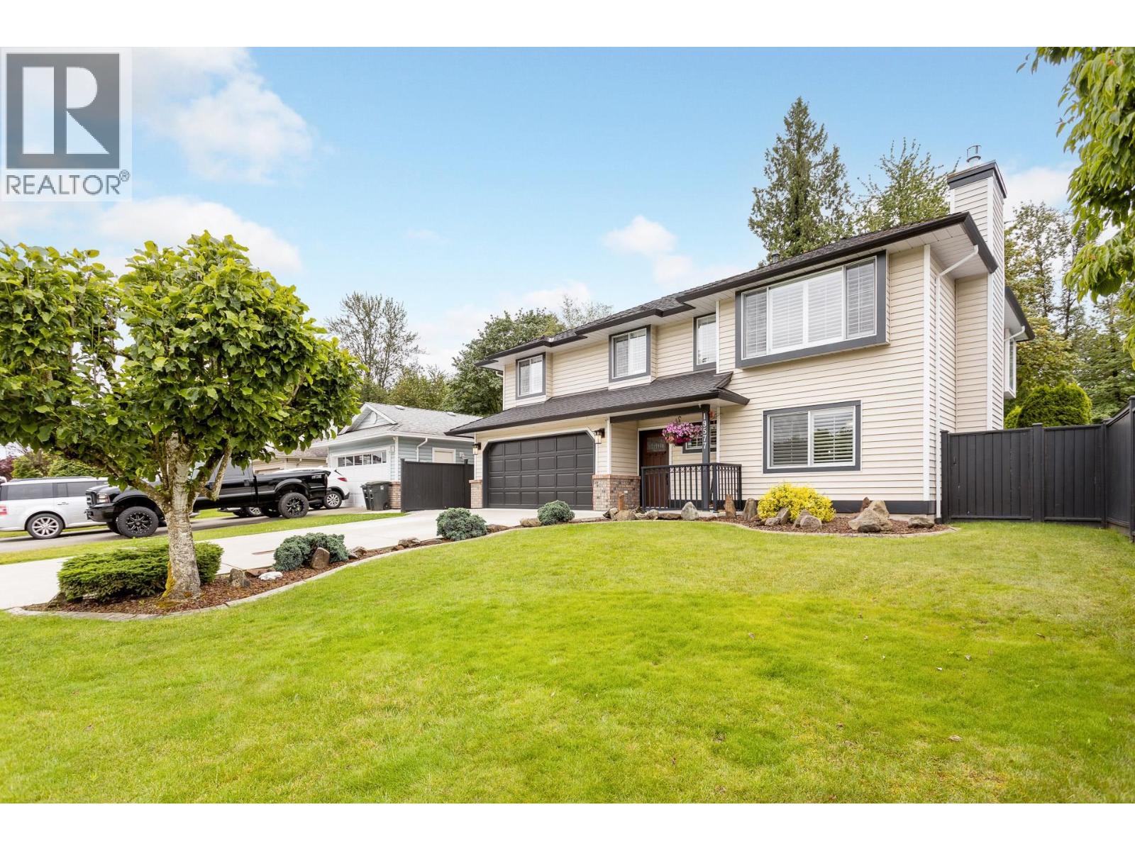 19577 Somerset Drive, Pitt Meadows, British Columbia  V3Y 2L5 - Photo 3 - R3125554