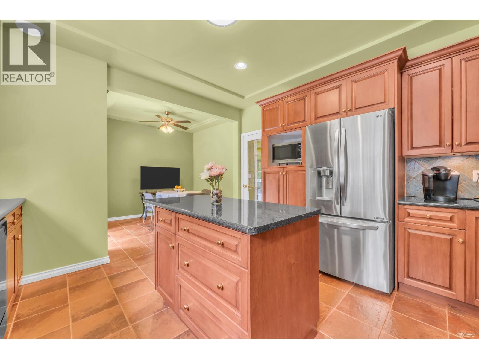 4317 Cliffmont Road, North Vancouver, British Columbia  V7G 1J6 - Photo 11 - R3125558