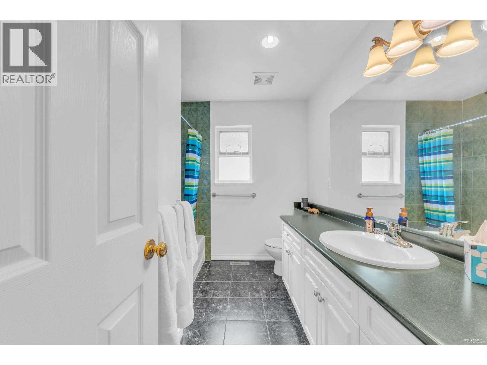 4317 Cliffmont Road, North Vancouver, British Columbia  V7G 1J6 - Photo 14 - R3125558