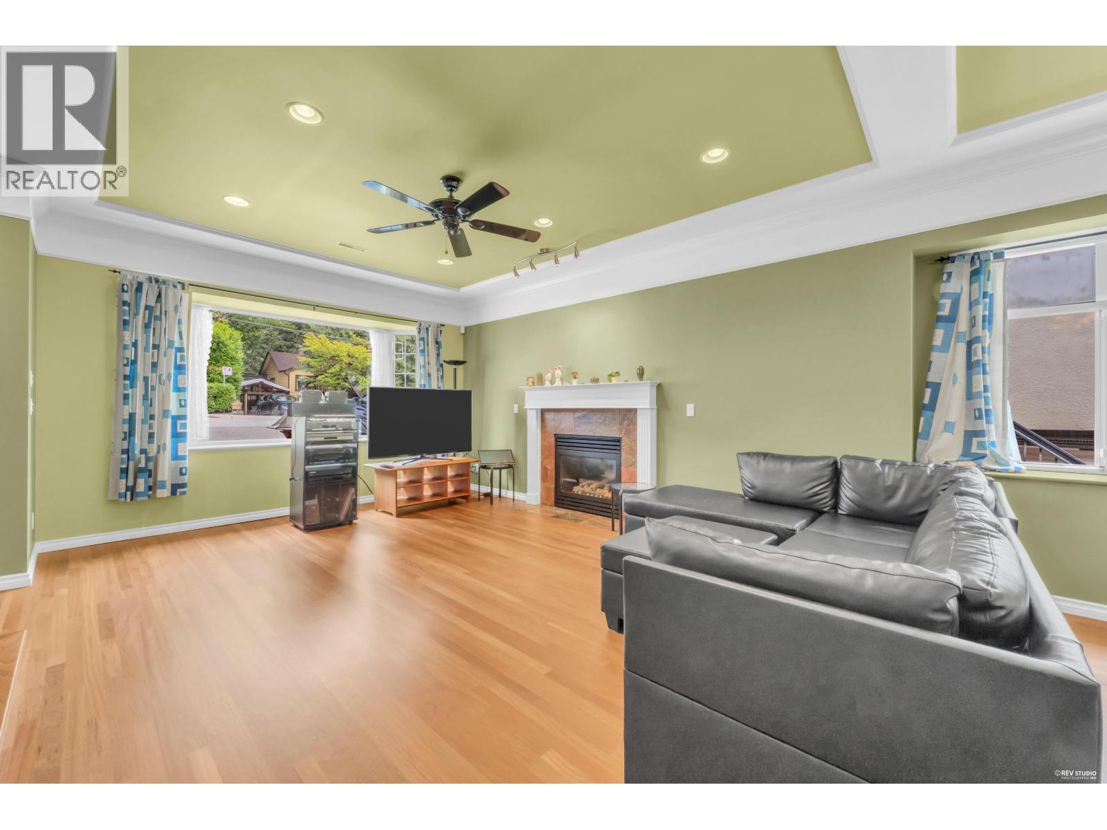 4317 Cliffmont Road, North Vancouver, British Columbia  V7G 1J6 - Photo 5 - R3125558