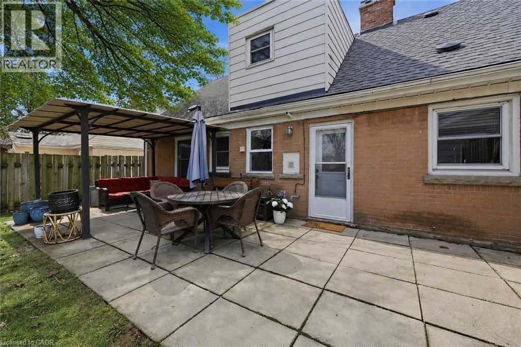 2074 Churchill Avenue, Burlington, Ontario  L7R 3T7 - Photo 38 - 40831559