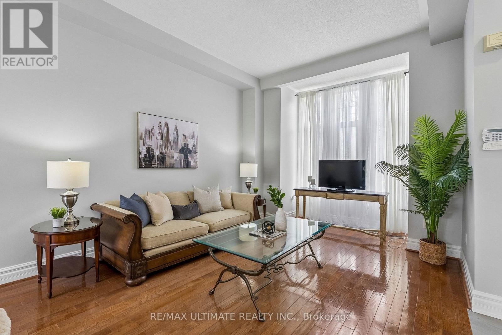 205 Walkerville Road, Markham, Ontario  L6B 1B9 - Photo 2 - N13149496