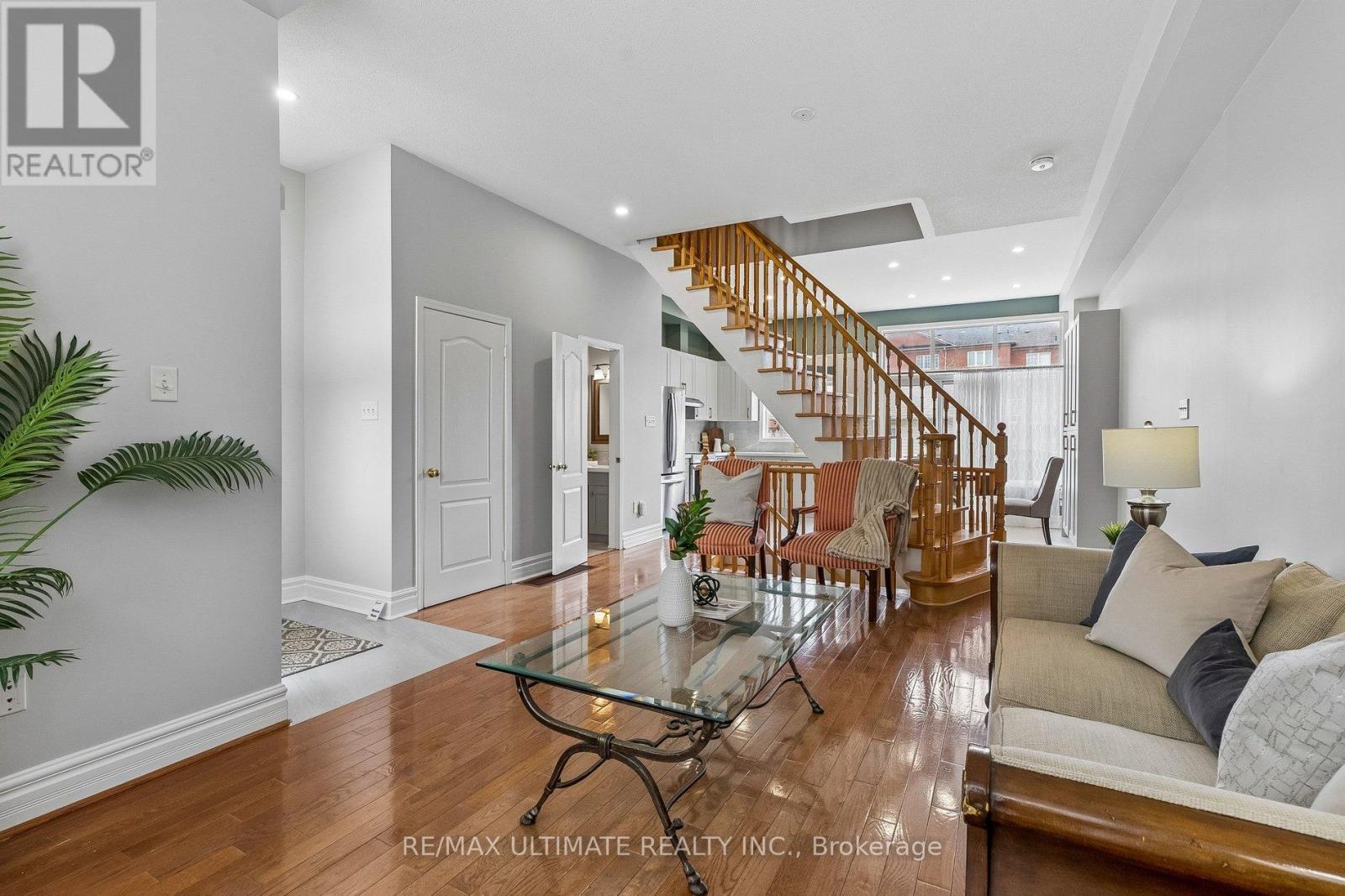 205 Walkerville Road, Markham, Ontario  L6B 1B9 - Photo 4 - N13149496