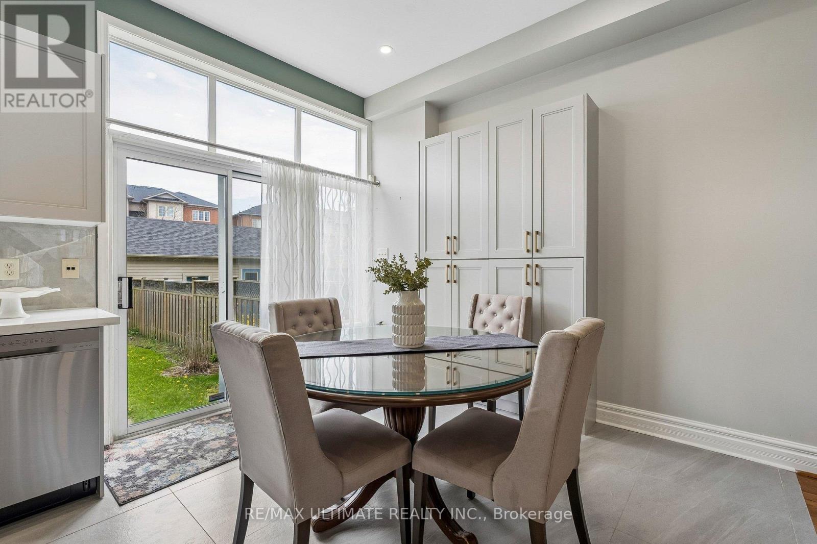 205 Walkerville Road, Markham, Ontario  L6B 1B9 - Photo 6 - N13149496