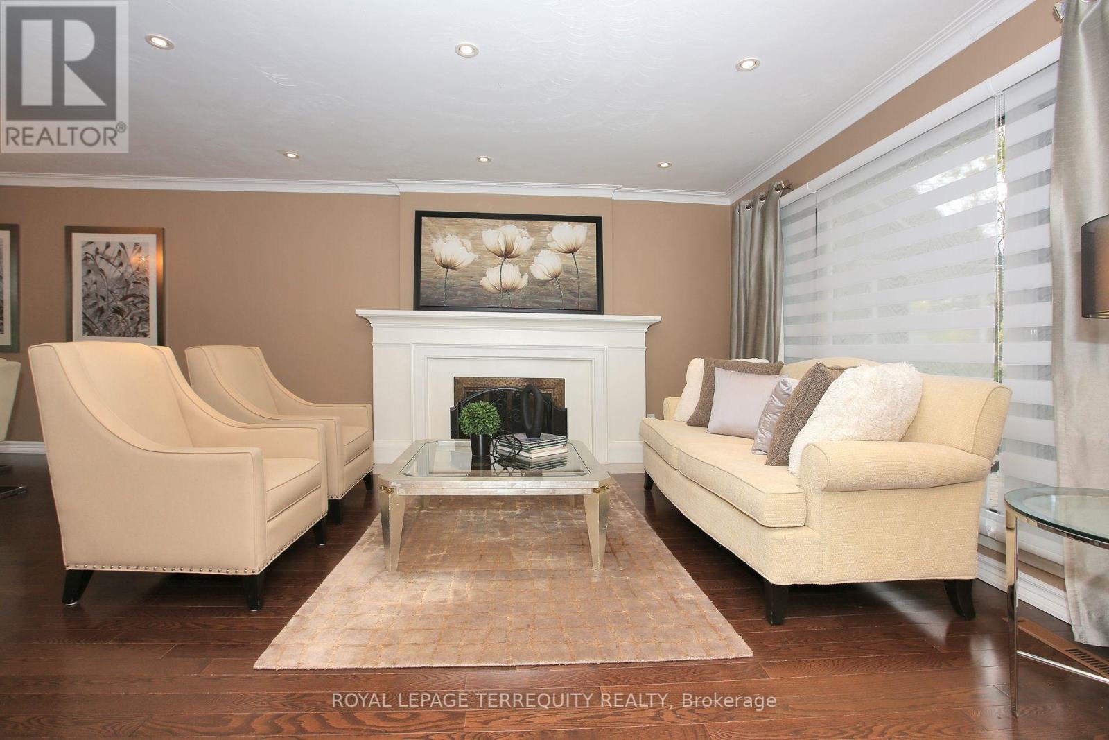 20 Paradise Avenue, Markham, Ontario  L3P 3B9 - Photo 7 - N13149518