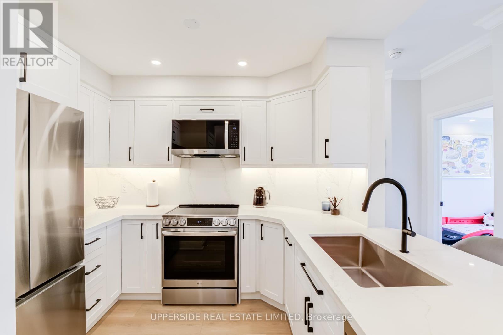 405 - 1 Maison Parc Court, Vaughan, Ontario  L4J 9K1 - Photo 11 - N13149710