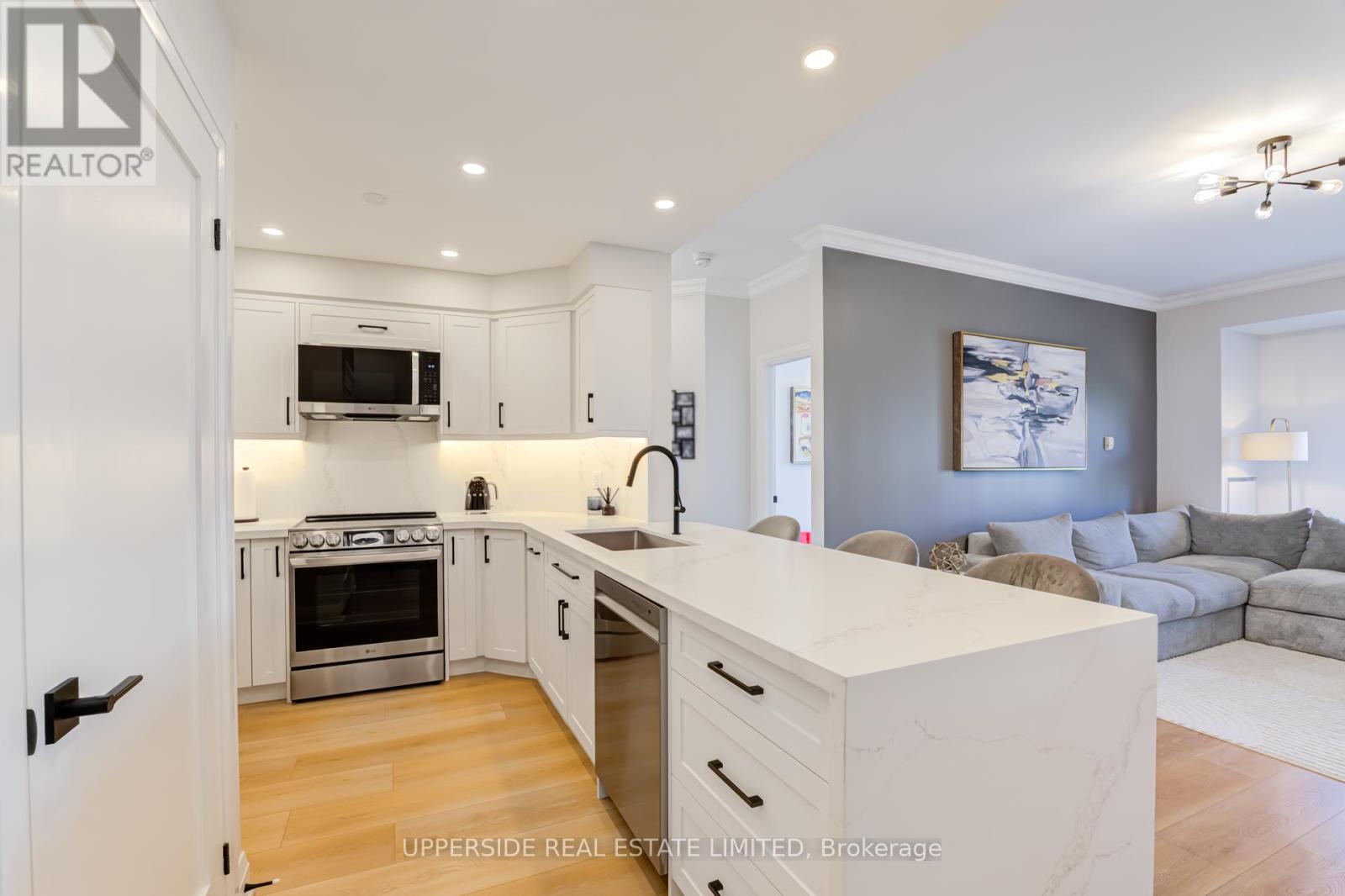 405 - 1 Maison Parc Court, Vaughan, Ontario  L4J 9K1 - Photo 8 - N13149710