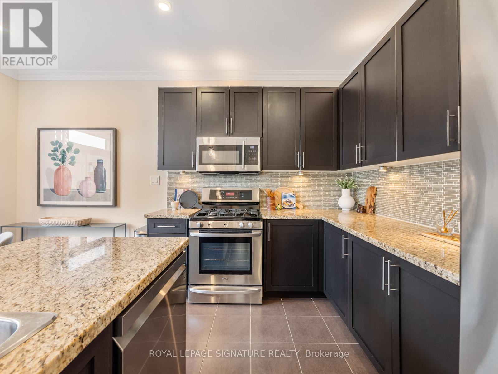 661 Pleasant Ridge Avenue, Vaughan, Ontario L4J 0G4 - Photo 15 - N13149760
