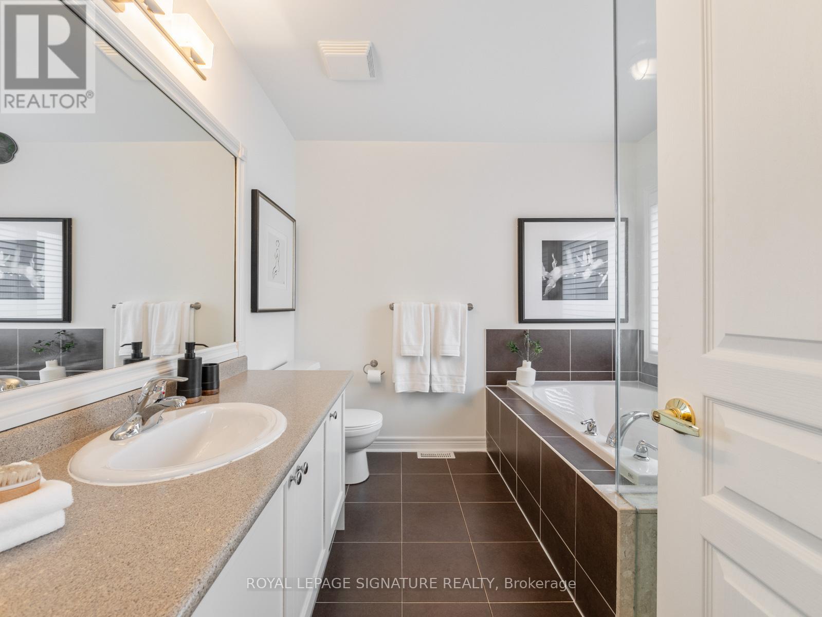 661 Pleasant Ridge Avenue, Vaughan, Ontario L4J 0G4 - Photo 24 - N13149760
