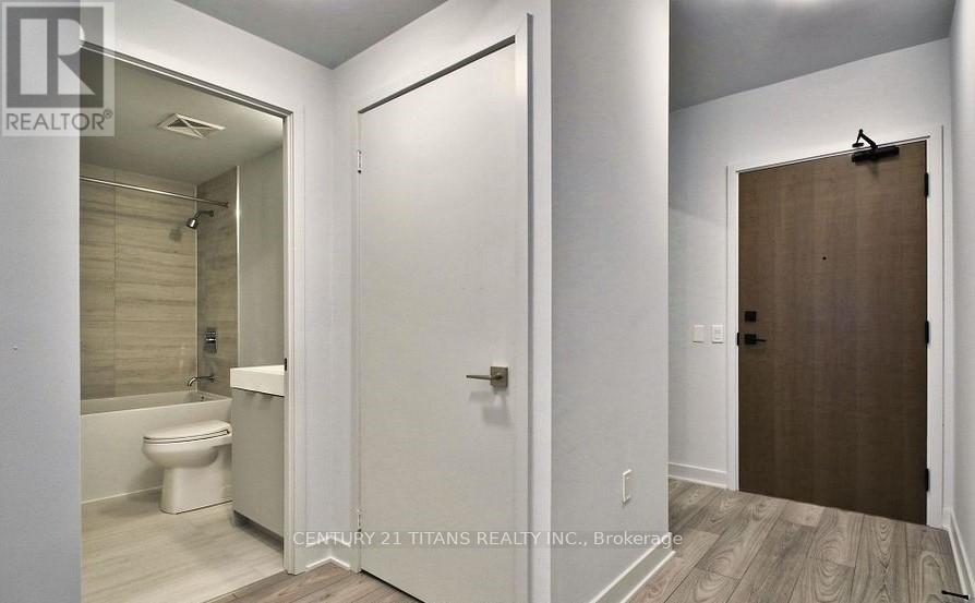1310 - 2920 Hwy 7, Vaughan, Ontario  L4K 0P4 - Photo 2 - N13149812