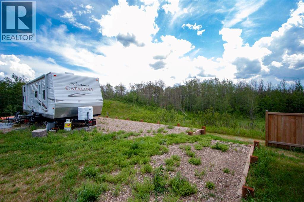 37 Buffalo Lane, Rural Stettler No. 6, Alberta  T0C 3B0 - Photo 3 - A2234189