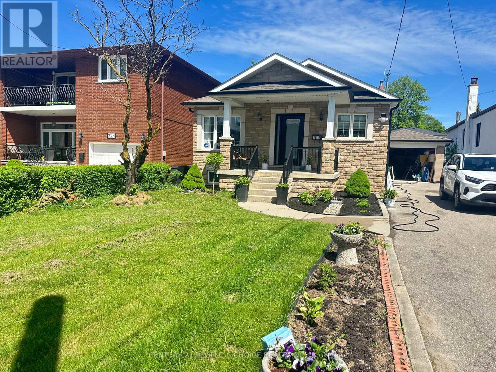 BASEMENT - 226 FALSTAFF AVENUE, Toronto, Ontario