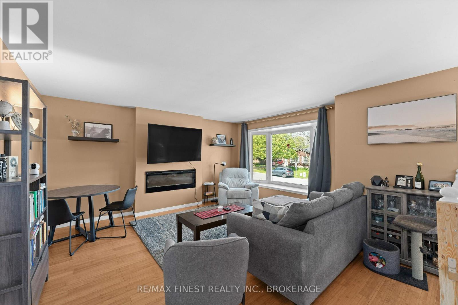 102 Grenadier Drive, Kingston, Ontario  K7K 6E9 - Photo 5 - X13149920