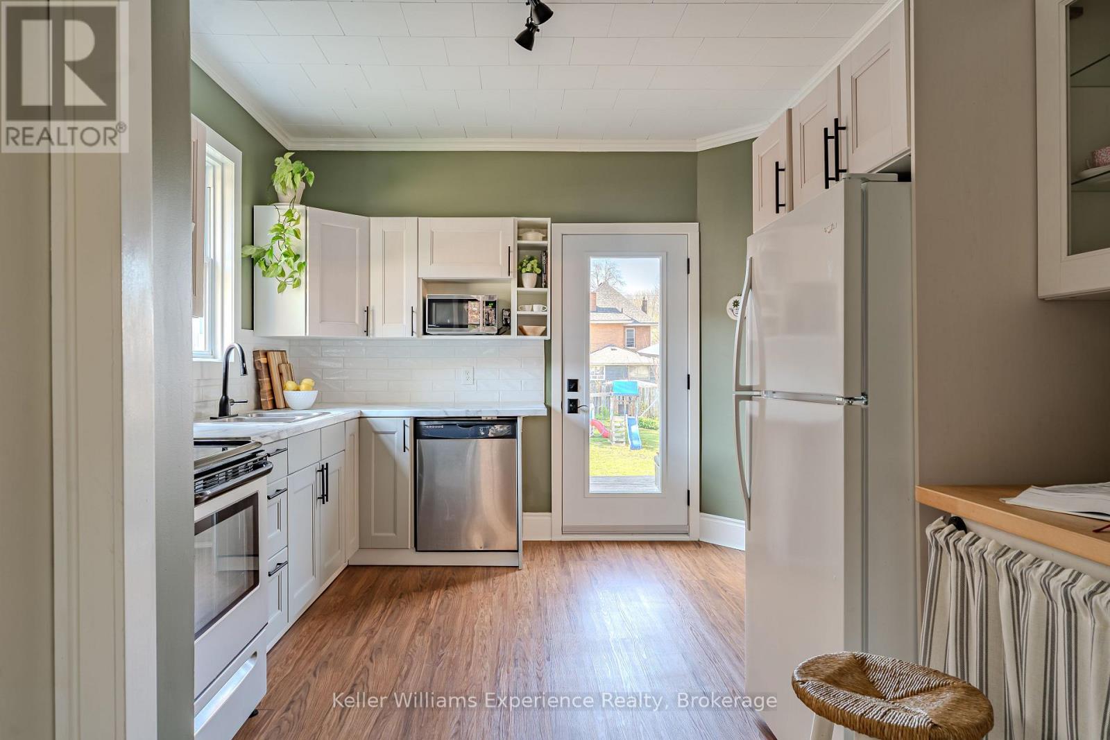 538 12th Street W, Owen Sound, Ontario N4K 3V9 - Photo 4 - X13149852