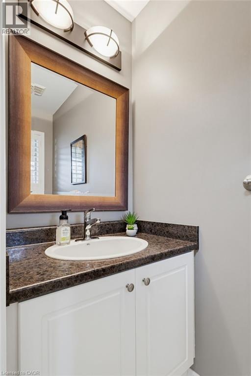 4119 Foxwood Drive, Burlington, Ontario  L7M 4L3 - Photo 18 - 40830913
