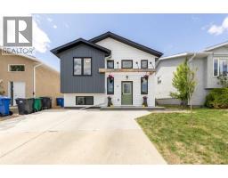 38 Blackfoot Road W, Lethbridge, Alberta