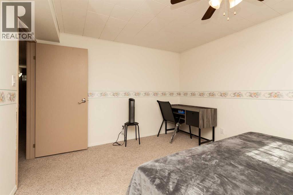 52 Trent Road W, Lethbridge, Alberta  T1K 4N3 - Photo 21 - A2310362