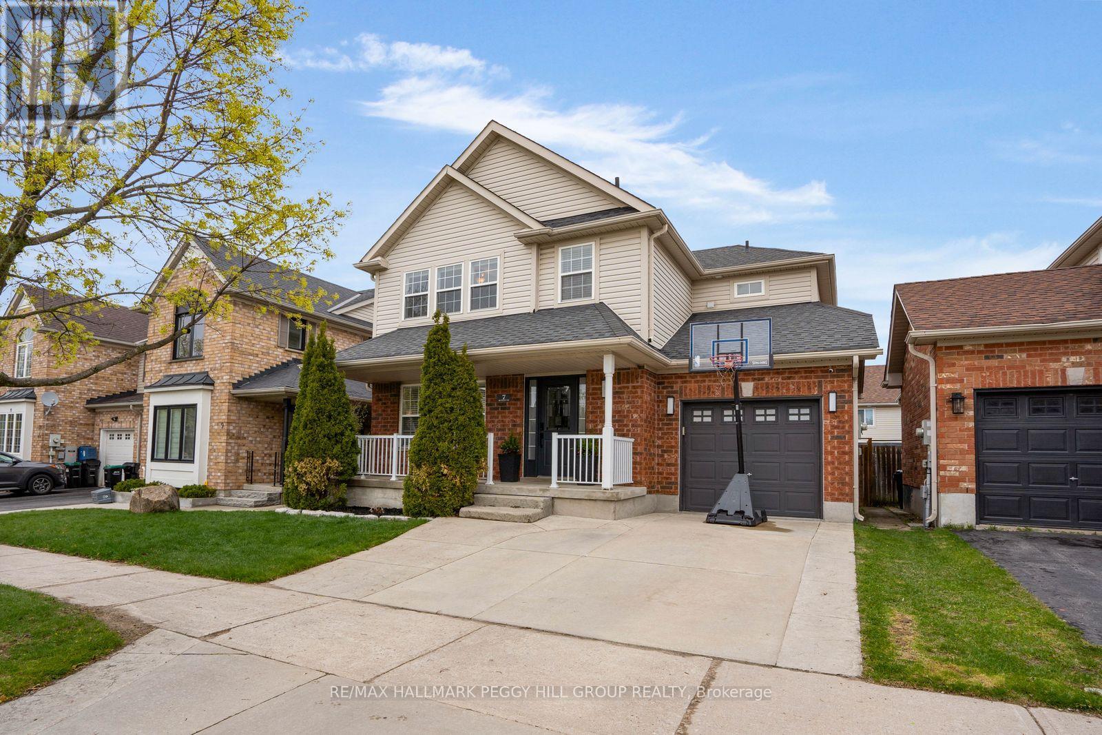 7 BENTLEY CRESCENT, barrie (0 west), Ontario