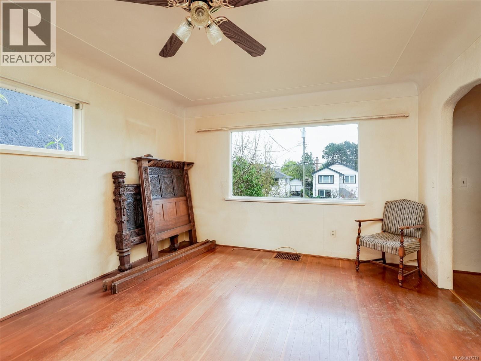 2522 Vancouver St, Victoria, British Columbia  V8T 4A7 - Photo 10 - 1037271