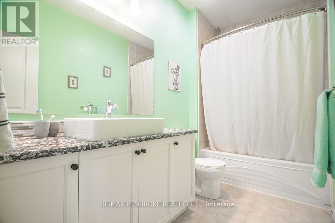 1007 Butler Boulevard, Petawawa, Ontario  K8H 0B7 - Photo 20 - X13149998