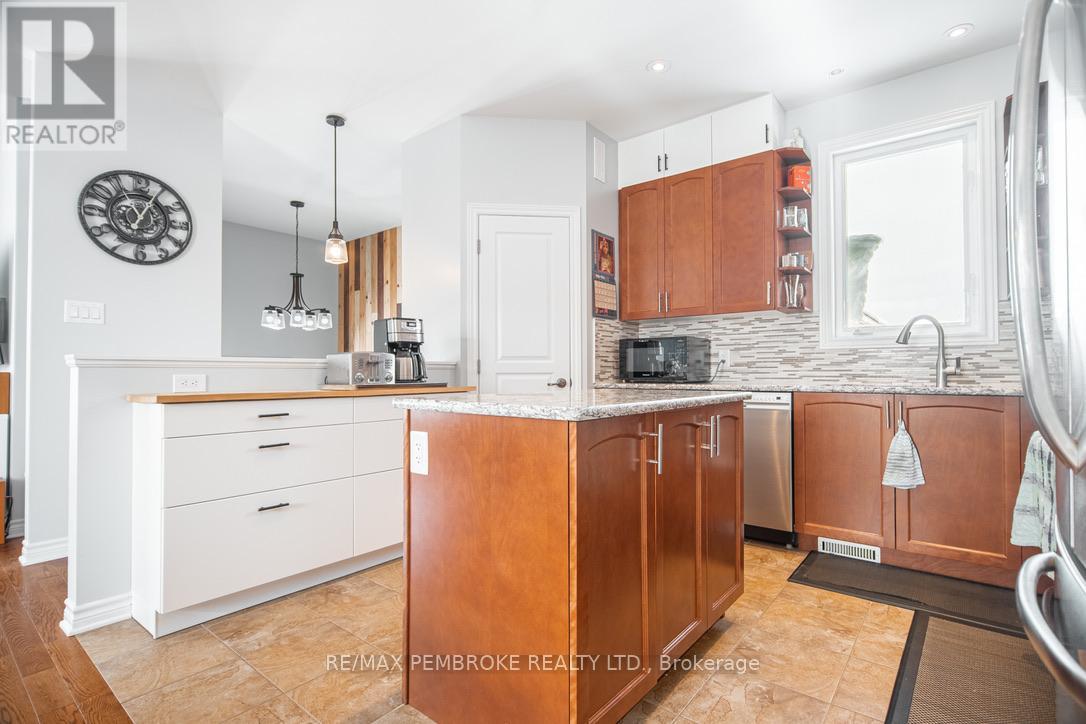 1007 Butler Boulevard, Petawawa, Ontario  K8H 0B7 - Photo 22 - X13149998