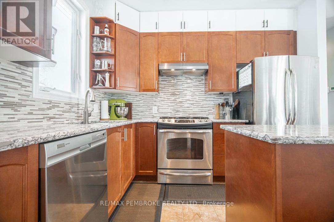 1007 Butler Boulevard, Petawawa, Ontario  K8H 0B7 - Photo 23 - X13149998