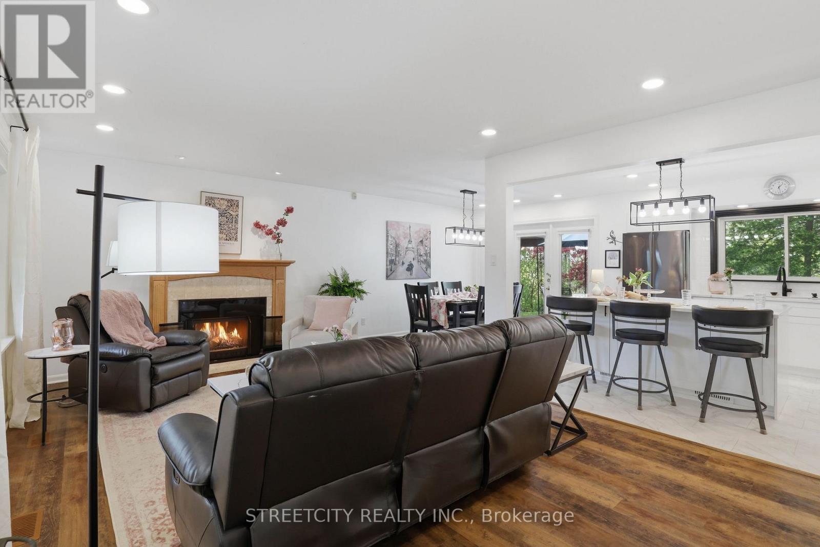 4 Briarhill Place, London East, Ontario  N5Y 1P7 - Photo 4 - X13149912
