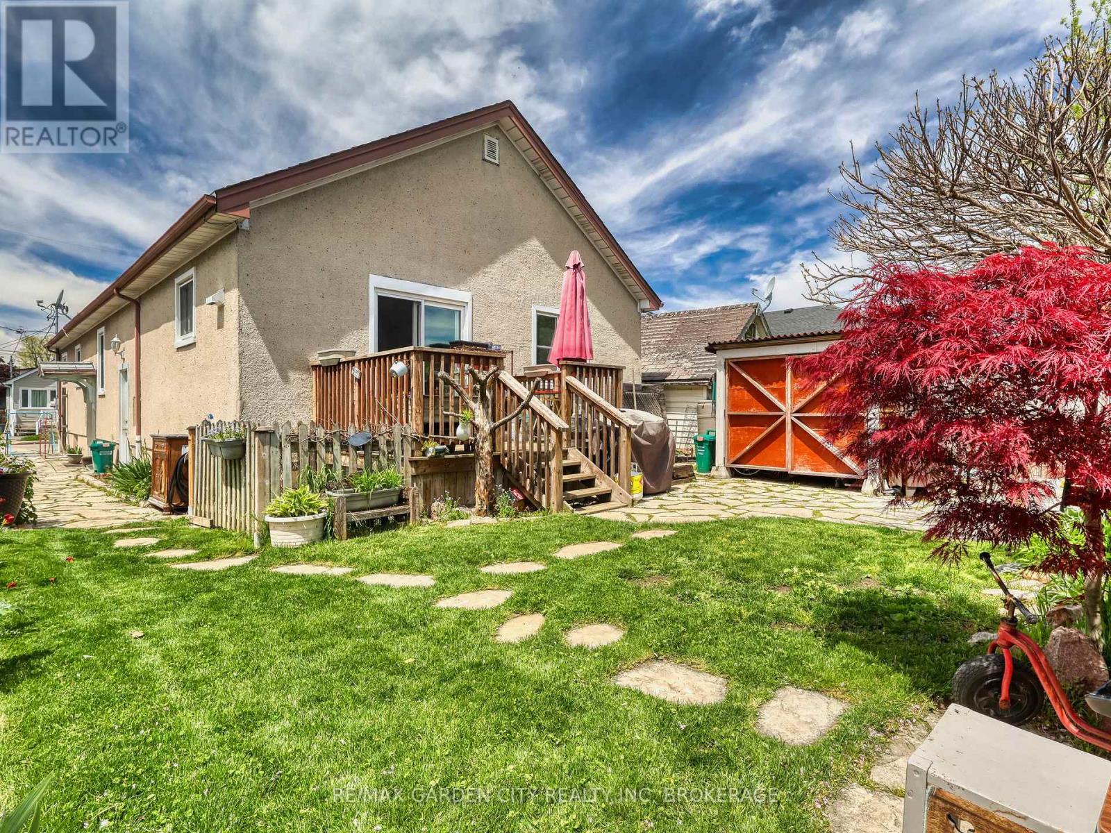 28 Charles Avenue, St. Catharines, Ontario  L2M 5S9 - Photo 45 - X12807734