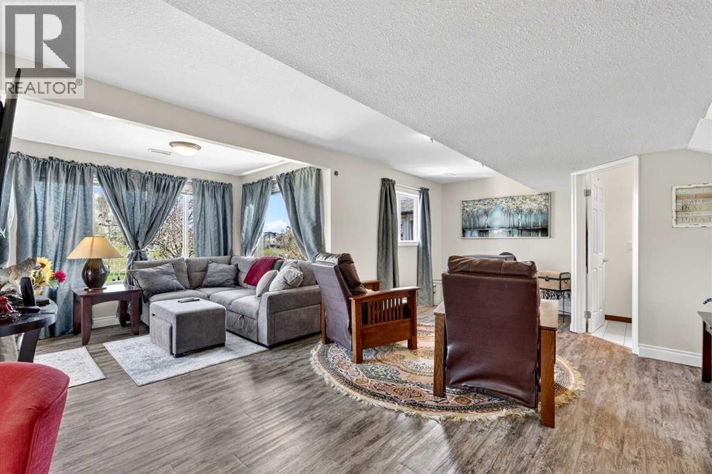 525 High Park Court Nw, High River, Alberta  T1V 0A4 - Photo 33 - A2311639