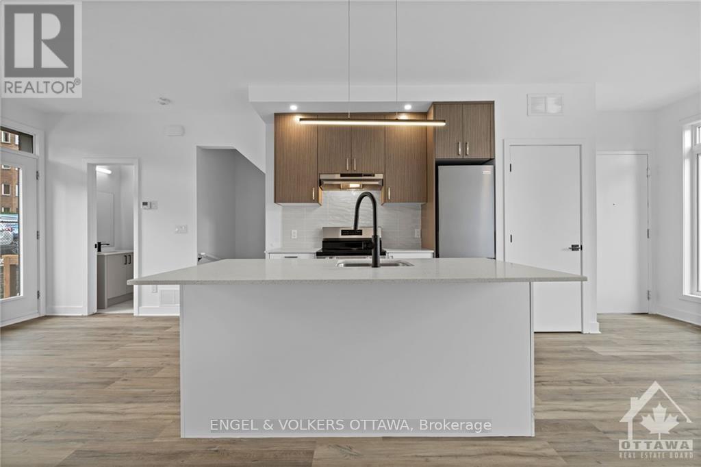 H - 1260 Marenger Street, Ottawa, Ontario  K1C 1S2 - Photo 6 - X13149934