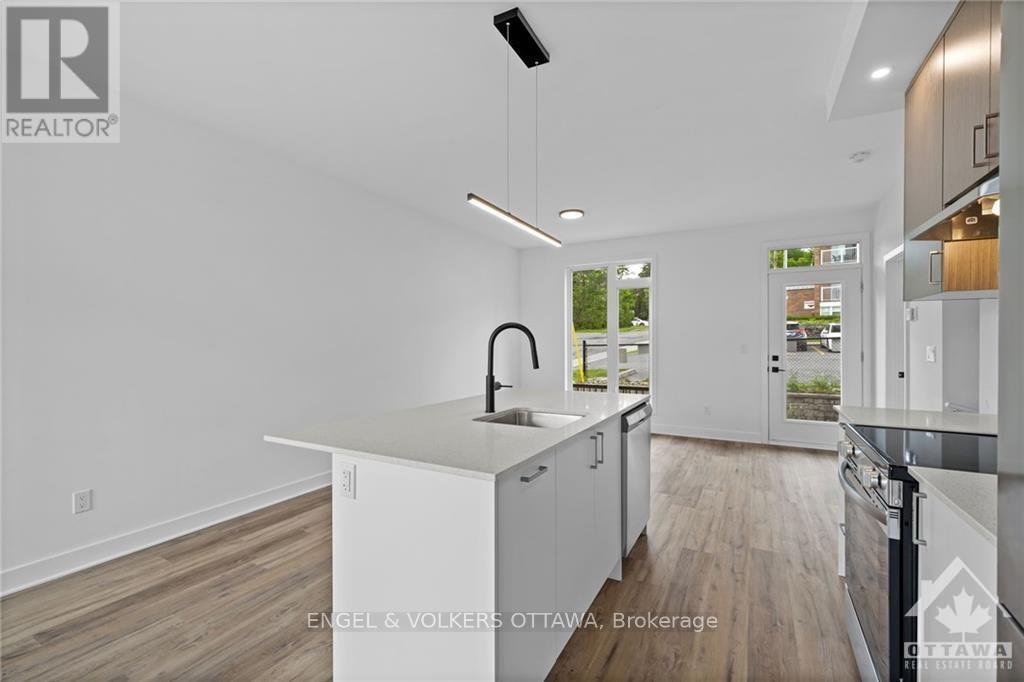 H - 1260 Marenger Street, Ottawa, Ontario  K1C 1S2 - Photo 9 - X13149934