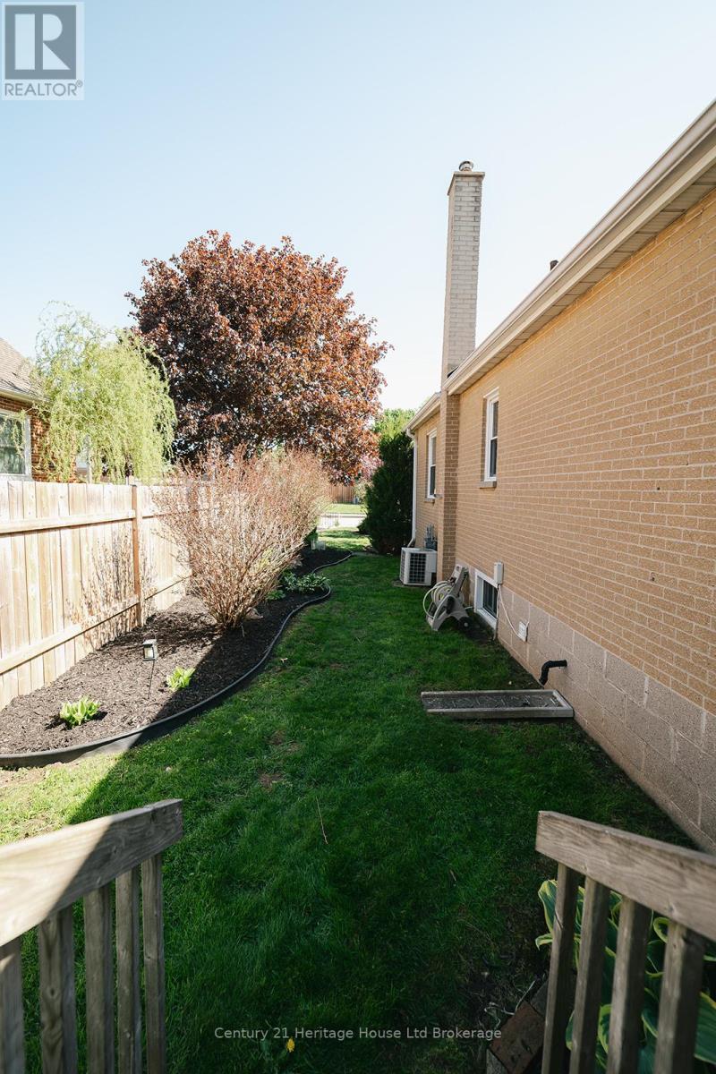 758 Wilton Crescent, Woodstock, Ontario N4S 7H3 - Photo 40 - X13149894