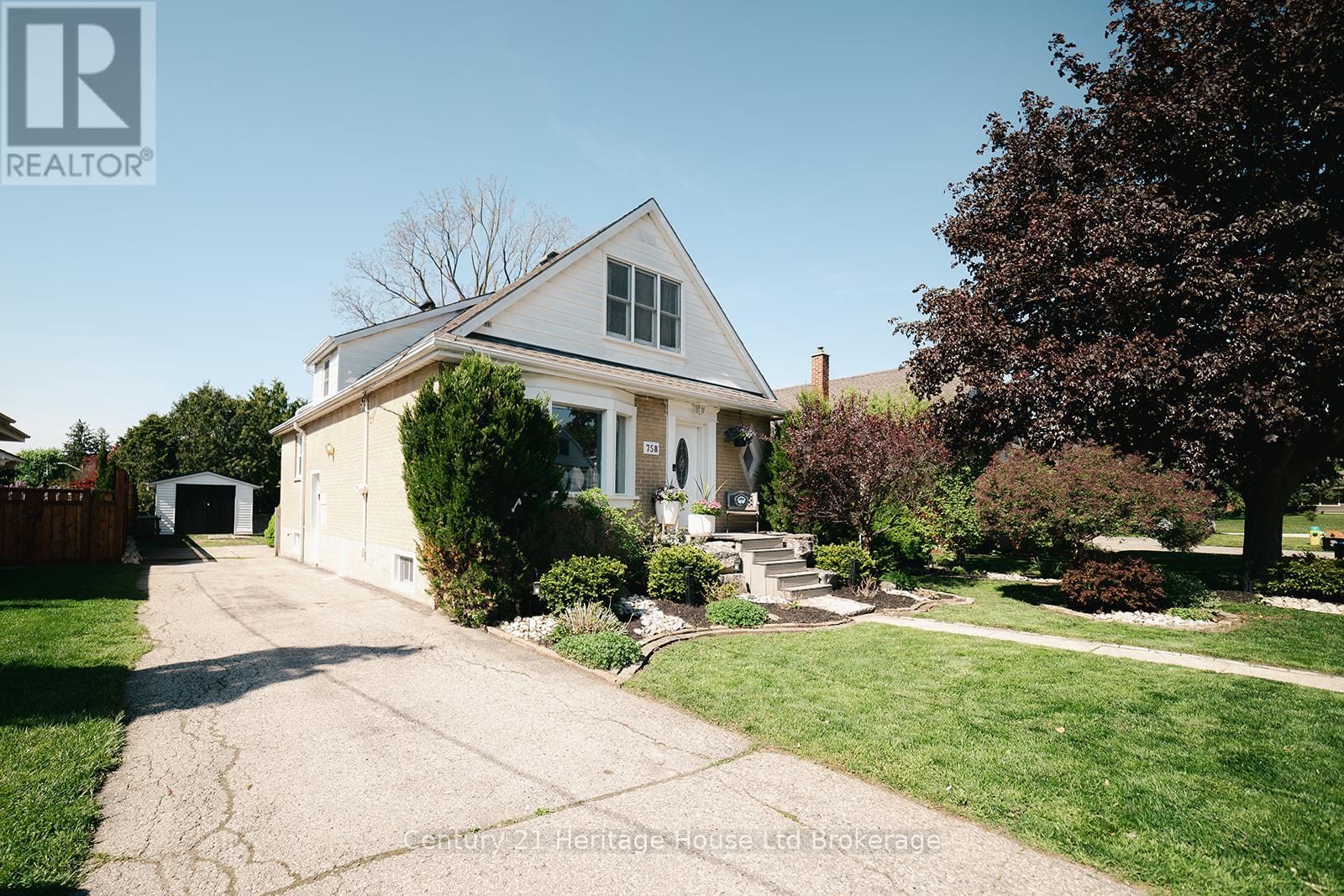 758 Wilton Crescent, Woodstock, Ontario N4S 7H3 - Photo 5 - X13149894