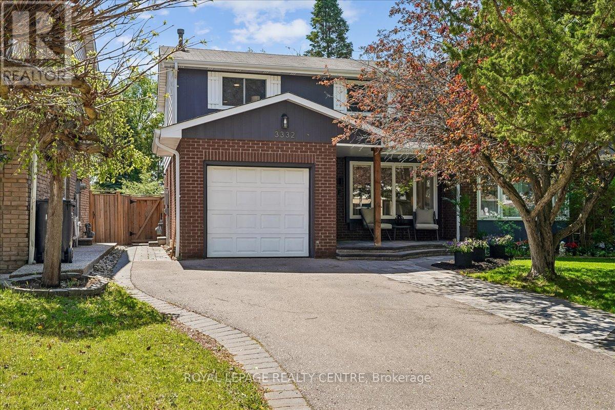 3332 Chokecherry Crescent, Mississauga, Ontario  L5L 1A9 - Photo 2 - W13149556