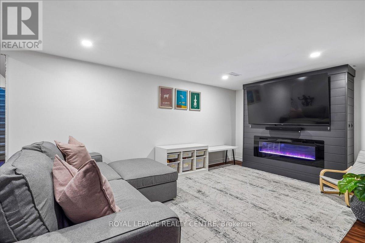 3332 Chokecherry Crescent, Mississauga, Ontario  L5L 1A9 - Photo 25 - W13149556