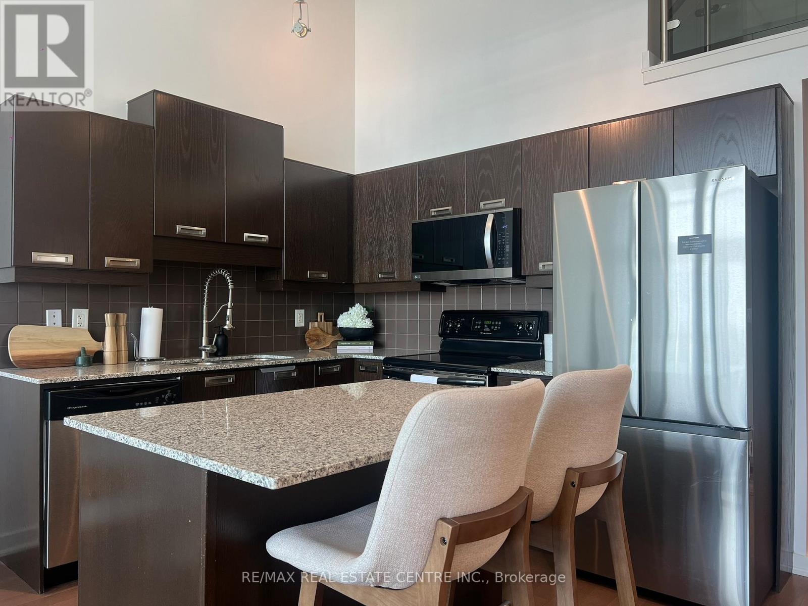 803 - 2 Fieldway Road, Toronto, Ontario  M8Z 3L2 - Photo 4 - W13149566