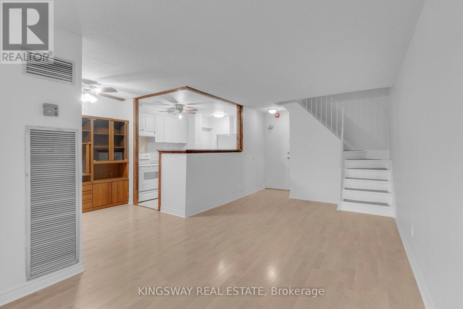 347 - 1395 Williamsport Drive, Mississauga, Ontario  L4X 2T4 - Photo 10 - W13149660