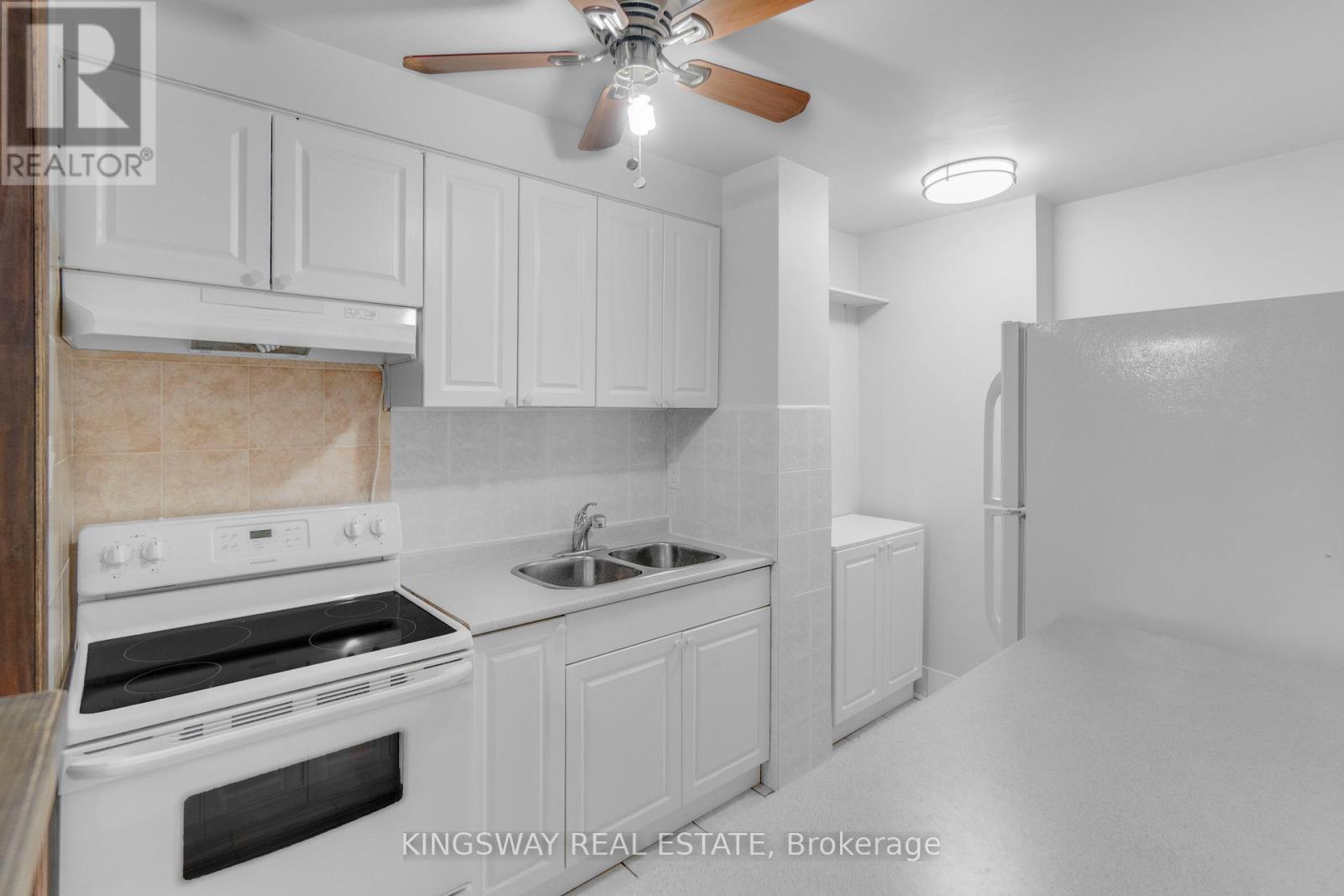 347 - 1395 Williamsport Drive, Mississauga, Ontario  L4X 2T4 - Photo 15 - W13149660