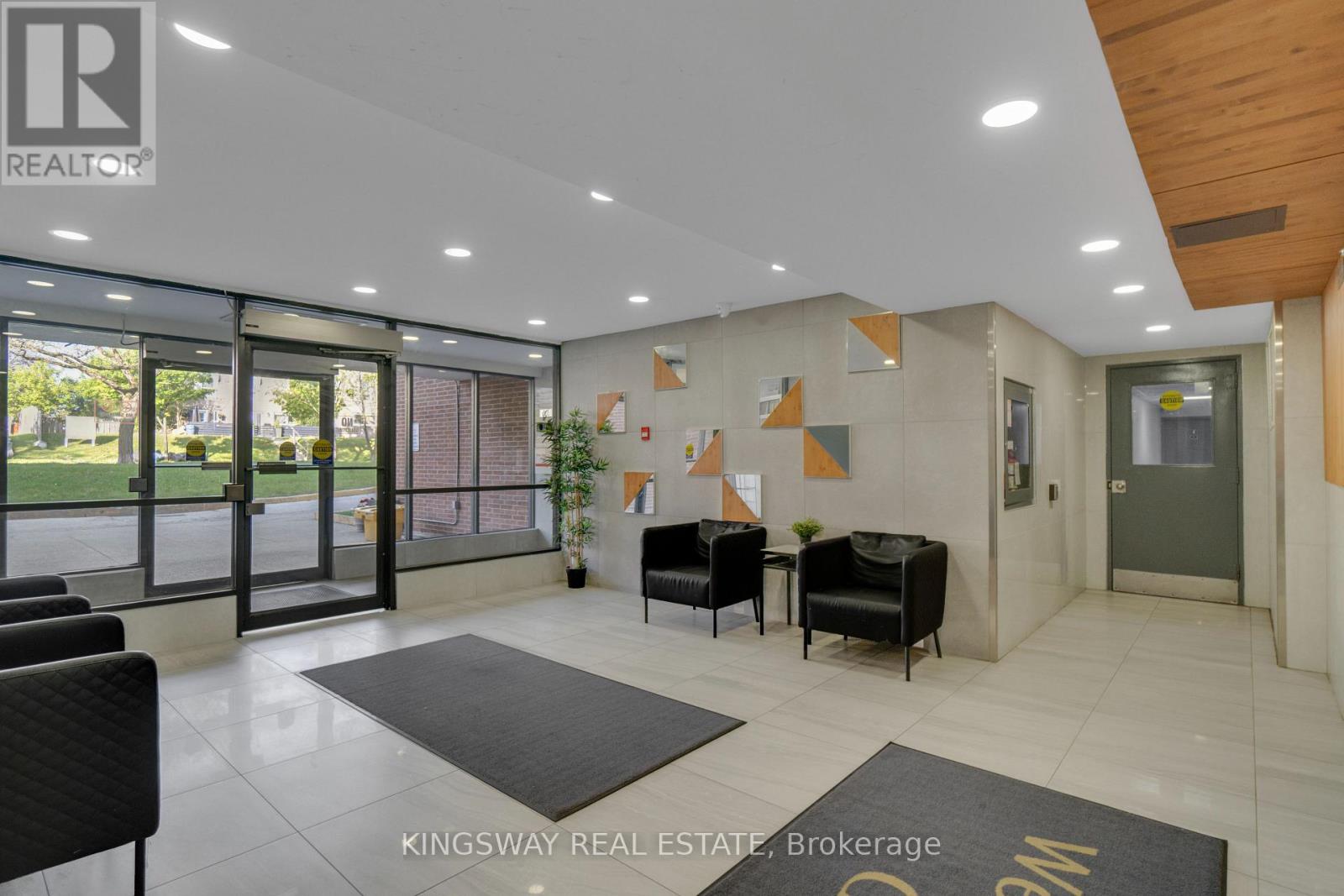 347 - 1395 Williamsport Drive, Mississauga, Ontario  L4X 2T4 - Photo 5 - W13149660