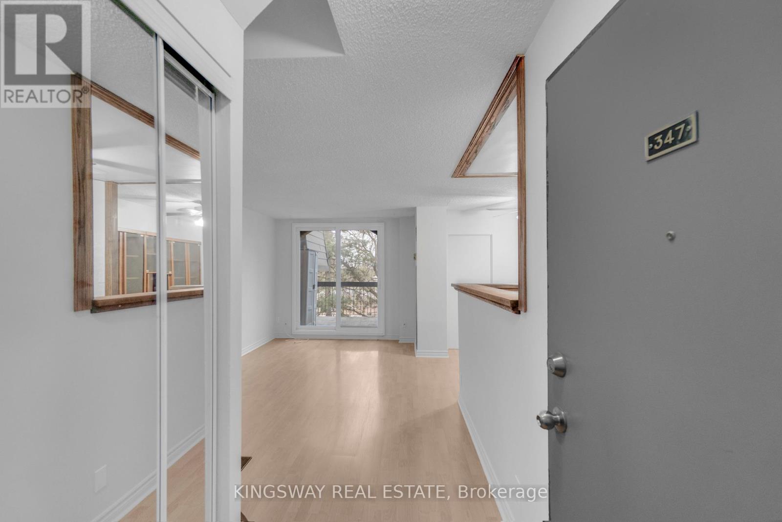 347 - 1395 Williamsport Drive, Mississauga, Ontario  L4X 2T4 - Photo 7 - W13149660