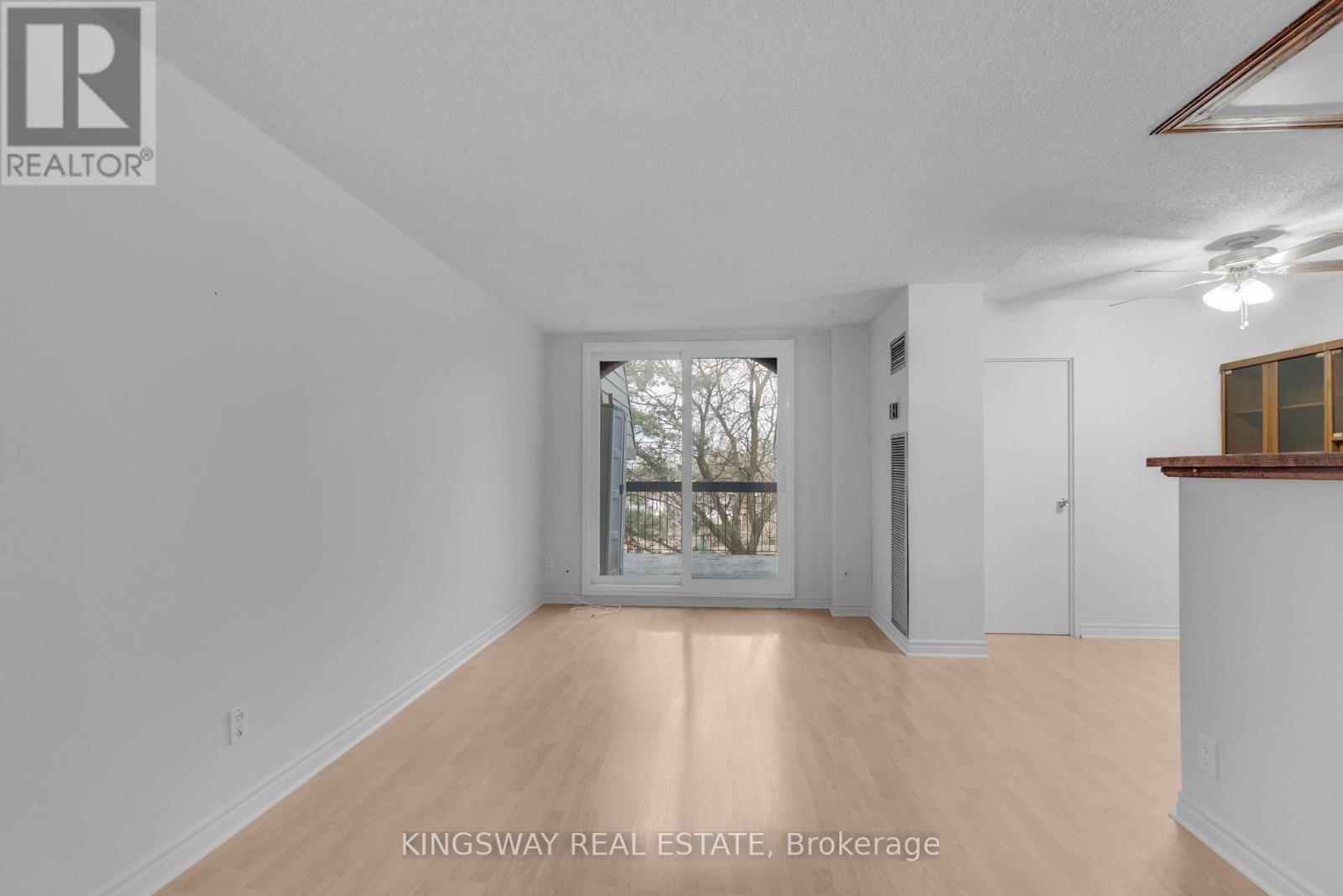347 - 1395 Williamsport Drive, Mississauga, Ontario  L4X 2T4 - Photo 8 - W13149660