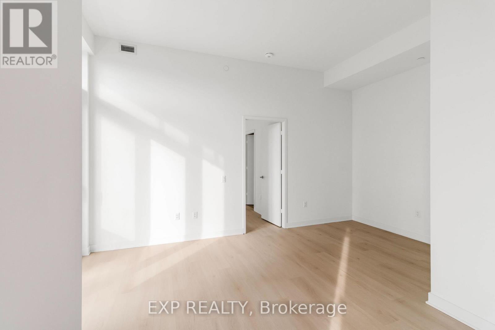 313 - 3900 Confederation Parkway, Mississauga, Ontario  L5B 0M3 - Photo 24 - W13149684