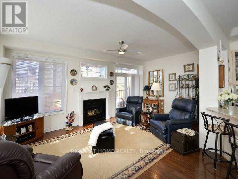 412 Creek Path Avenue, Oakville, Ontario  L6L 6X6 - Photo 11 - W13149734