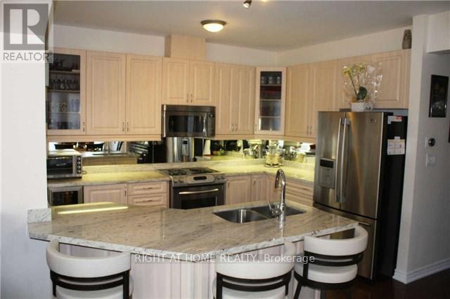 412 Creek Path Avenue, Oakville, Ontario  L6L 6X6 - Photo 13 - W13149734