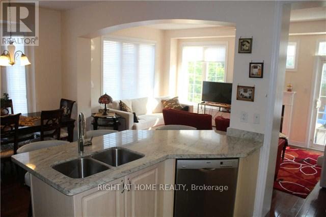 412 Creek Path Avenue, Oakville, Ontario  L6L 6X6 - Photo 16 - W13149734