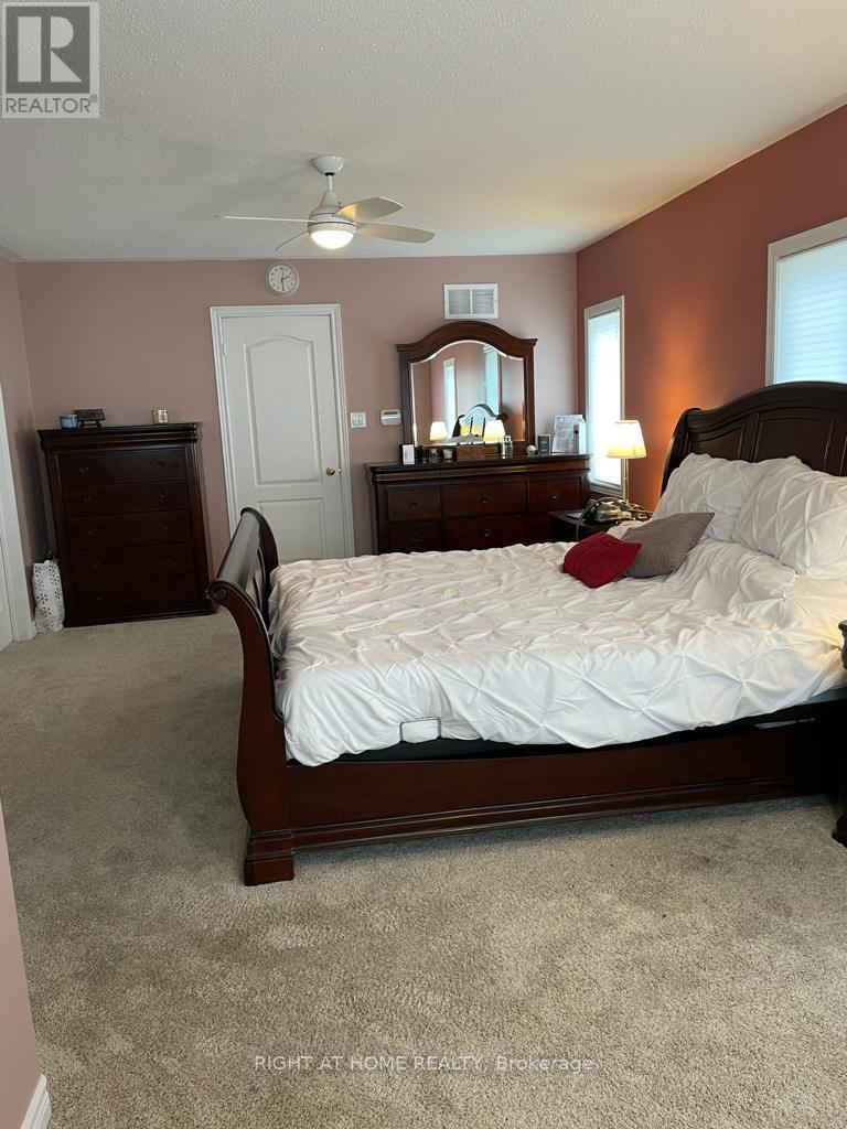 412 Creek Path Avenue, Oakville, Ontario  L6L 6X6 - Photo 36 - W13149734