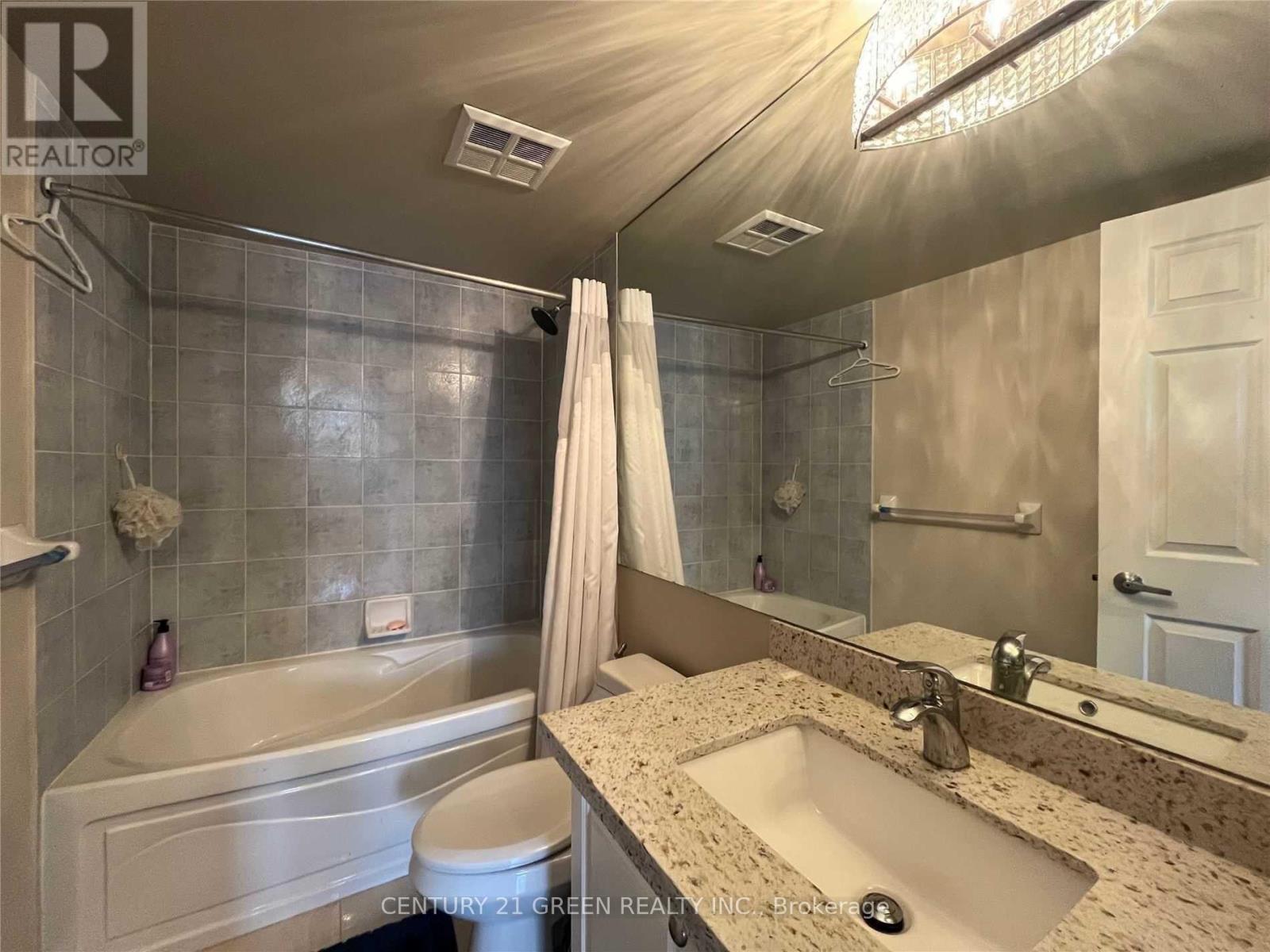 435 - 3888 Duke Of York Boulevard, Mississauga, Ontario  L5B 4P5 - Photo 3 - W13149758