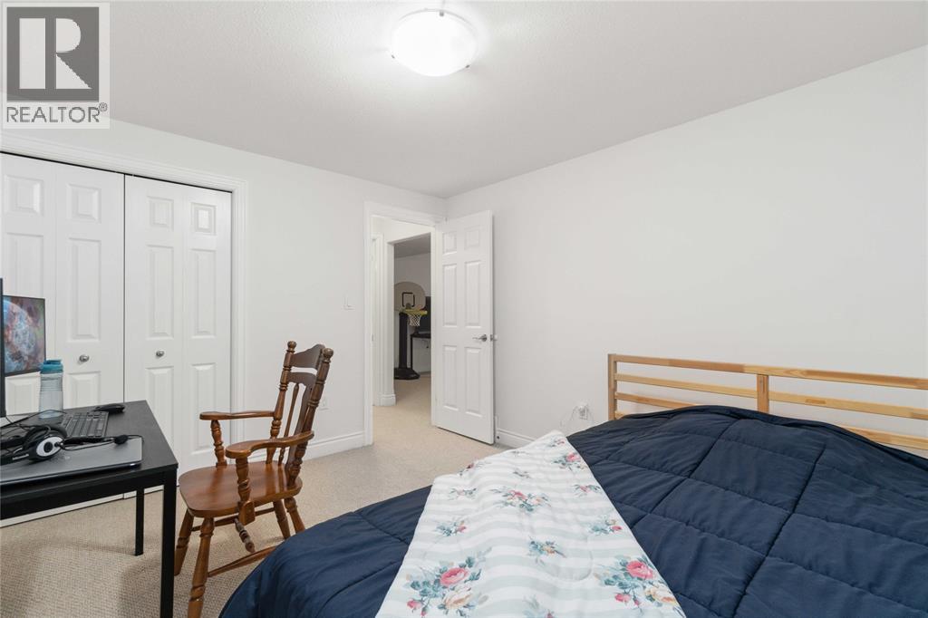 815 Carriage Way, Sarnia, Ontario  N7W 0A5 - Photo 20 - 26011627
